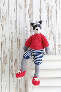 Stanley the Raccoon - Wild Knitted Animal Friends Louise Crowther Yarn Kit
