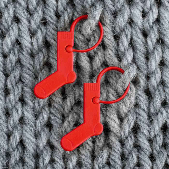 ADDI stitch markers red socks - 8 pieces
